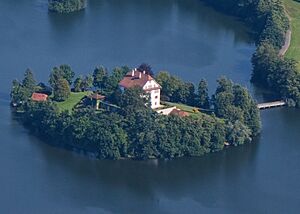 Mauensee Schloss