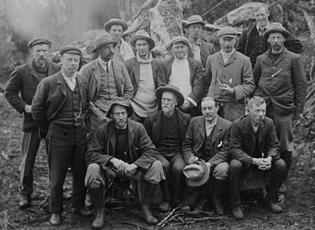 Members of the Auckland Islands Party (cropped)