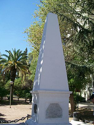 Monolitonqncapitaldelterritorio.JPG