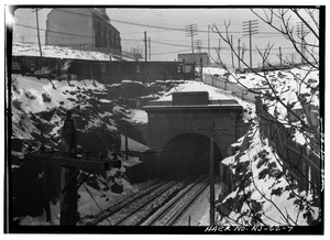 Old Bergen Tunnel, east end, taken February 10, 1906 - Erie Railway, Bergen Hill Open Cut, Palisade Avenue to Tonnele Avenue, Jersey City, Hudson County, NJ HAER NJ,9-JERCI,6-7
