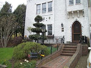 Samuel Vaisberg House; Long Beach, NY
