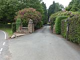 Southern gateway, Tirley Garth