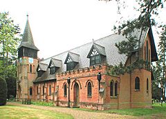 St Nicholas, Kelvedon Hatch, Essex - geograph.org.uk - 334867.jpg