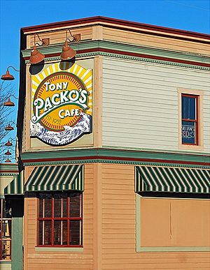 Tony Packo's Cafe Toledo.jpg