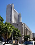 Western Cape Provincial Parliament (2018) (cropped wo cars)