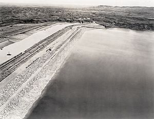 Aerial Fort Peck Dam before slide B
