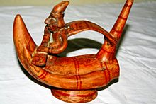 Caballito de totora ceramica mochica