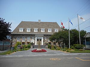 Centre municipal, Saint-Jean-Port-Joli 01