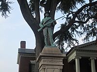 Confederate soldier monument, Charlottesville, VA IMG 4215