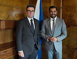First Minister meets Andy Burnham (53134294810)