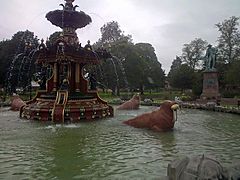 Fountain Gardens2, Paisley.jpg