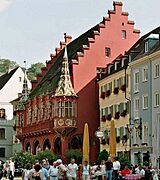 Freiburg Muensterplatz Kaufhaus