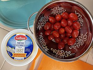 Galbani mozzarella with cherry tomatoes - Stierch