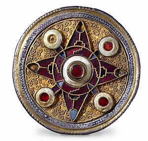 Jewelled plated disc brooch