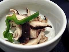 Korean cuisine-Pyogo namul-01