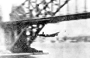Lancaster Q for Queenie flies under Sydney Harbour Bridge 1943