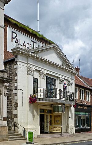 Palace Theatre, Yorkersgate, Malton (7657751126)