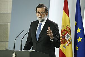 Rajoy anuncia elecciones en Cataluña 03
