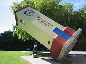 Stability testing from Matthijs at Wanaka leaning tower New Zealand, very powerfull - panoramio