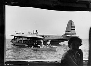 StateLibQld 1 115392 Seaplane at Hayman Island, owned by Barrier Reef Airways, May 1951