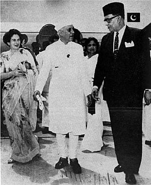Viqar-un-Nisa Noon, Jawaharlal Nehru and Feroz Khan Noon