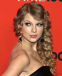 5.3.10TaylorSwiftByDavidShankbone