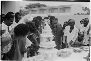 ASC Leiden - Coutinho Collection - 10 15 - Chico Mendes' marriage in Ziguinchor, Senegal - Wedding cake - 1973f