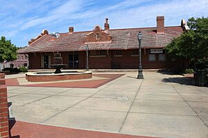 Barnesville Depot and fountain
