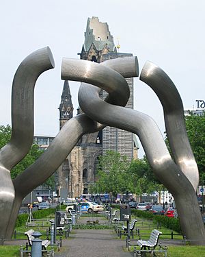 Berlin sculpture, Gedachtniskirche