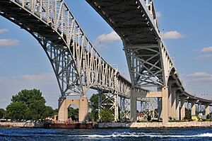 Bluewater Bridge3