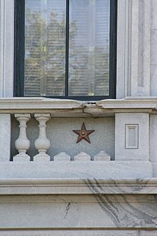 Bronze star on SC State House