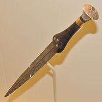 Dagger bearing the name of Ahmose I