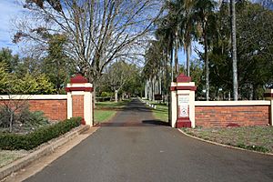 Drayton and Toowoomba Cemetery (2009).jpg