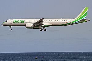 EC-NHA Embraer 195-E2 Binter arrecife 29-02-20