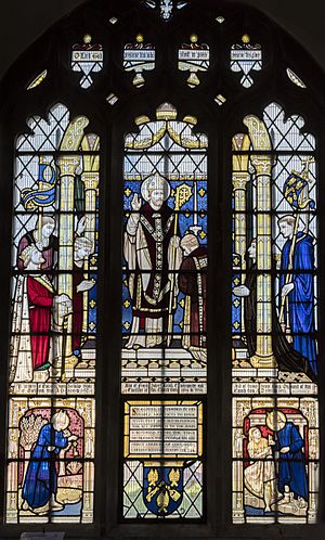 Evesham, St Lawrence's church window (38248535402).jpg