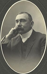 George Essex Evans (5292109) (cropped).jpg