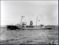 HMCS Chambly 1941 H-1355