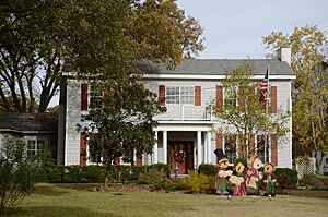Halliburton House