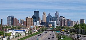 Minneapolis skyline 151
