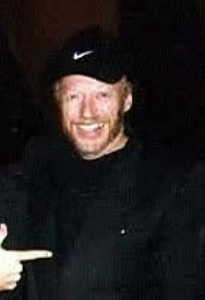 Phil Knight with Tom Matthyssens in Universal Studios Orlando 1999 (cropped).jpg