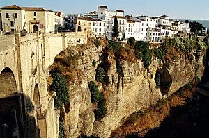 Ronda La Ciudad2004