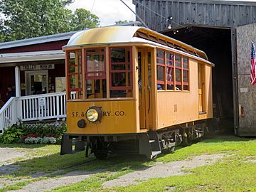 Streetcar 10 at Shelburne Falls Trolley Museum, September 2018.JPG