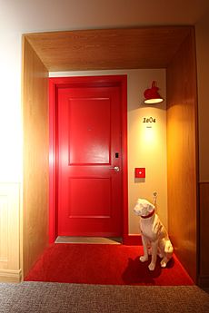 20150219 Virgin Hotels Chicago dog friendly door