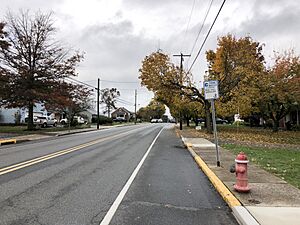 2022-10-26 14 03 53 View north along Pennsylvania State Route 29 (Main Street) just south of Second Street in Red Hill, Montgomery County, Pennsylvania