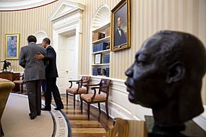 Barack Obama meets with Dr. Clarence B. Jones, Visiting Professor at the University of San Francisco, 2015