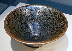 Drinking bowl, Jian ware with oil spot glaze, China, Fujian Province, Jian kilns, Northern or Southern Song dynasty, probably 1100s AD, stoneware, iron-colored glaze - Freer Gallery of Art - DSC05049