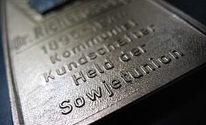 Ehrenplakette der DDR Staatssicherheit Dr. Richard Sorge Held der Sowjetunion