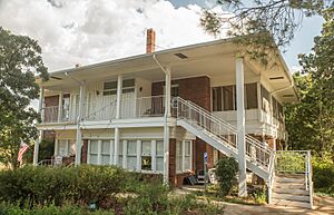 Fielder House (1 of 1)