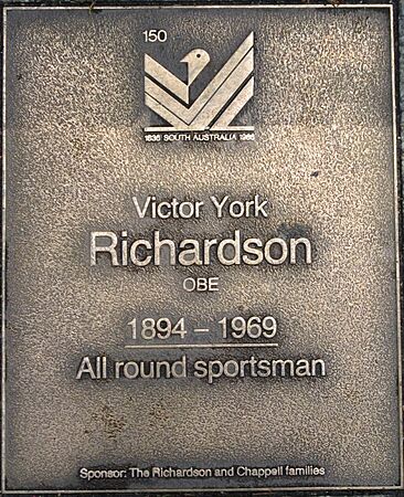 J150W-Richardson-V