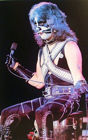 Kiss - Peter Criss (1977).jpg
